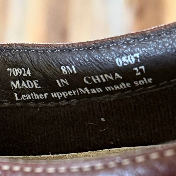 Clarks Women's Leather Cyrus Center Gore Loafer Brown Shoe, size 8Medium Slip On - Picture 4 of 8